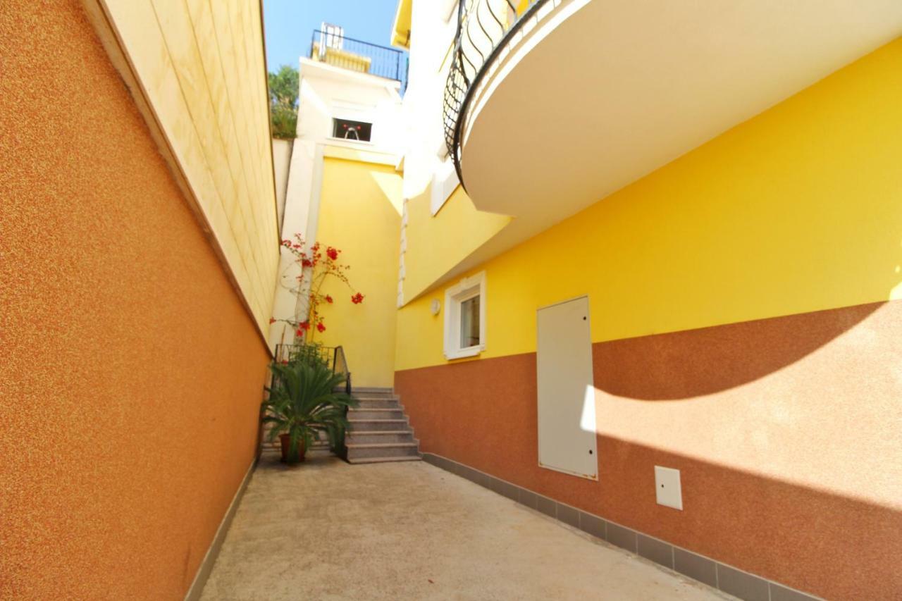 Apartments Cytrus Neum Exterior photo