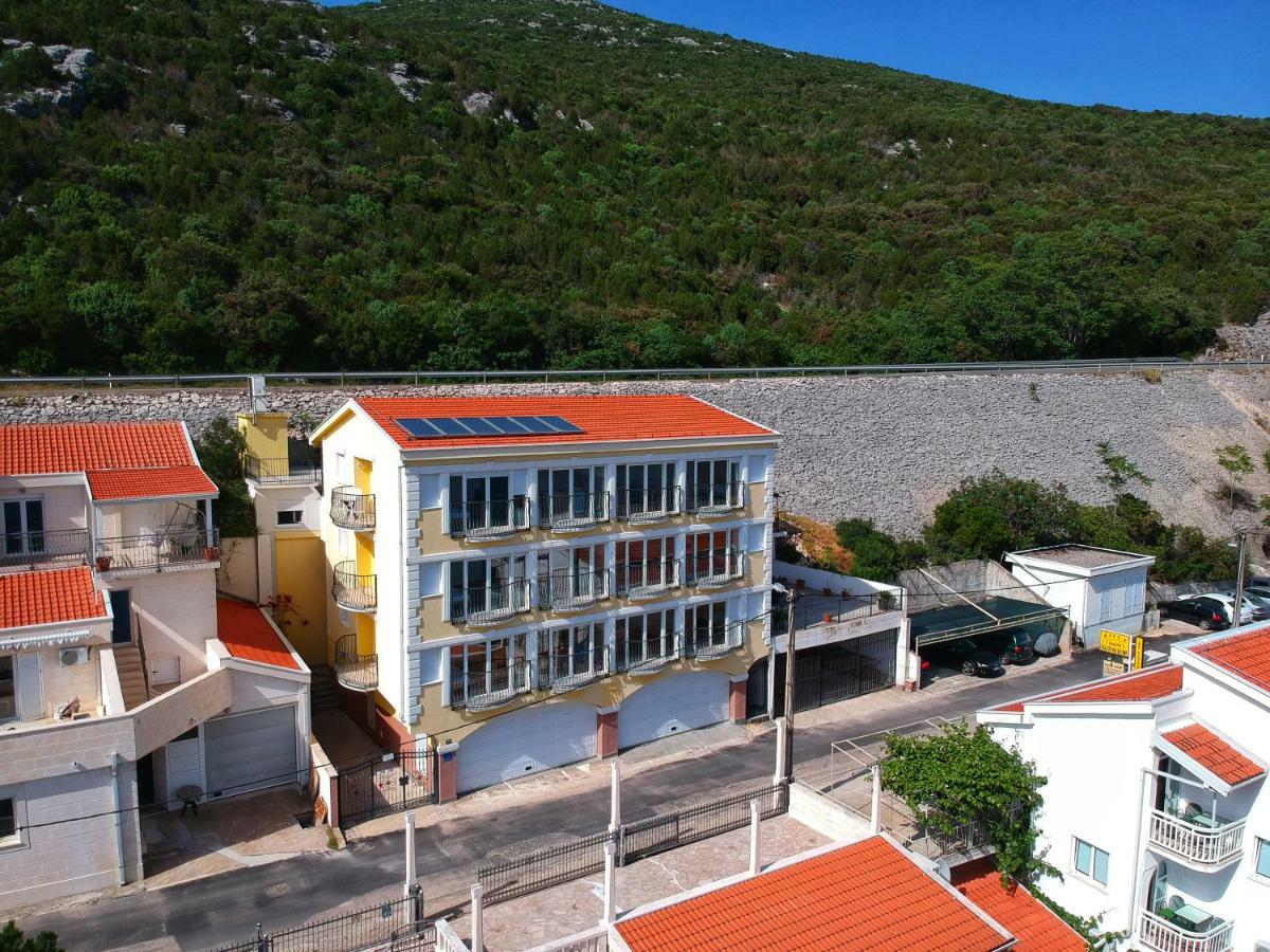 Apartments Cytrus Neum Exterior photo